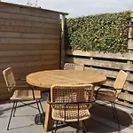 Casa de Férias Have A Stay! - Trendy Carpe Diem Met Eigen Tuin Noordwijk