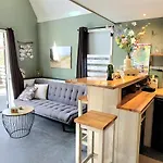 Have A Stay! - Trendy Carpe Diem Met Eigen Tuin