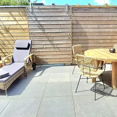 Holiday home Trendy Carpe Diem Met Eigen Tuin Noordwijk