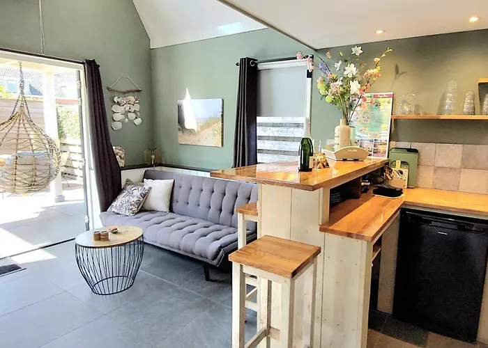 Have A Stay! - Trendy Carpe Diem Met Eigen Tuin